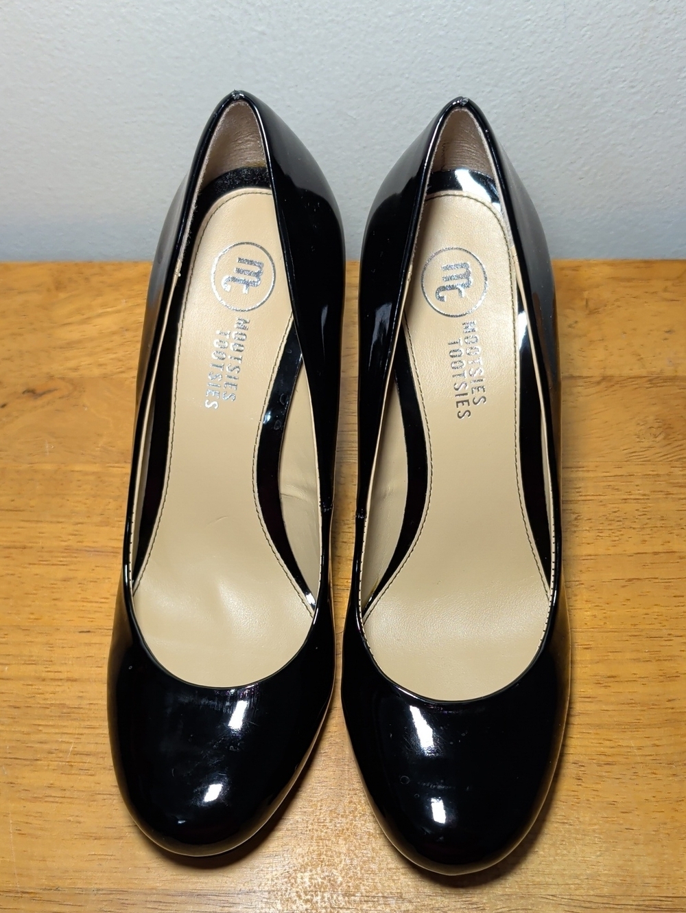 Mootsies Tootsies Moideal Black Classic Pump Heels Round Toe Women's Size 8.5 - Picture 3 of 7